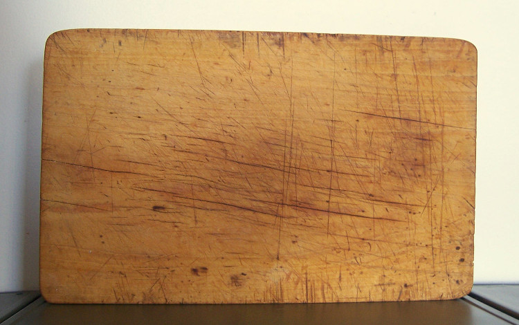 Picture 4 of You will immediately remove the cleaning board with dishwashing liquid after knowing this
