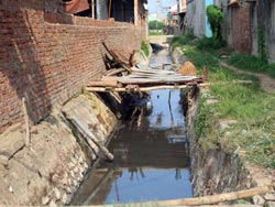 $ 10.4 million to control pollution of poor areas