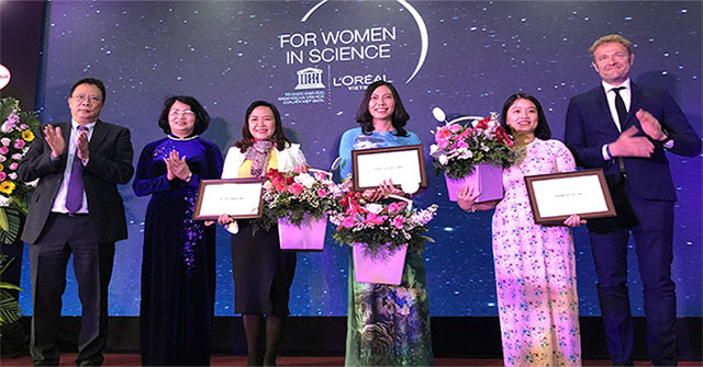 L'Oréal Award - UNESCO three female scientists in 2019