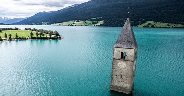 10 abandoned buildings are naturally 'occupied'