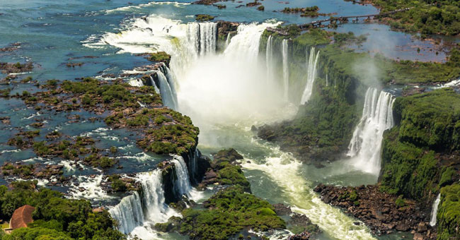 10 destinations cannot be missed when coming to Brazil