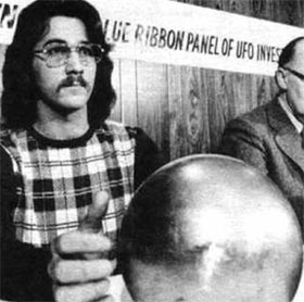 10 suspicious objects related to aliens