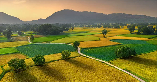 12 impressive Vietnamese images from above