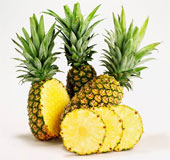 12 reasons to eat pineapple in the summer