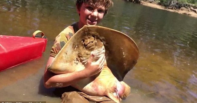 12-year-old boy gives birth to stingrays