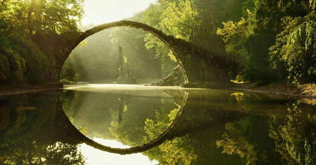 20 colored bridges take you into another world