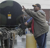 20,000 liters of chemicals leaked in the US state of West Virginia