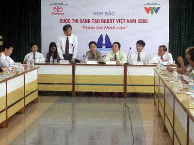 2007: Vietnam hosted the Robocon Innovation Contest