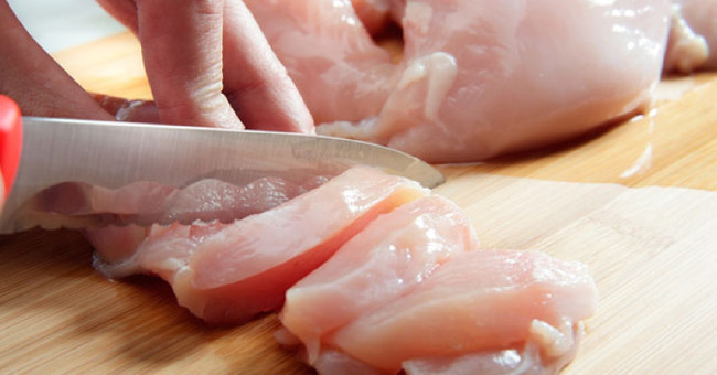 3 foods that are easy to poison if not cooked well
