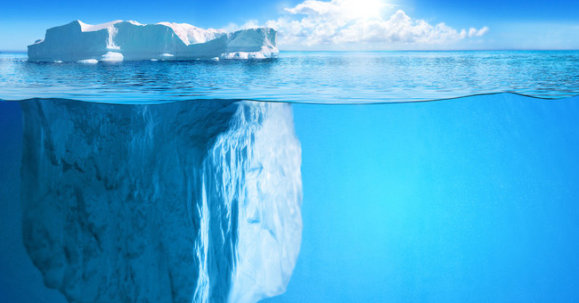 4 scenario is happening when the largest iceberg in history has just broken in Antarctica