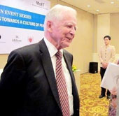 5 Nobel authors will talk with Vietnamese students