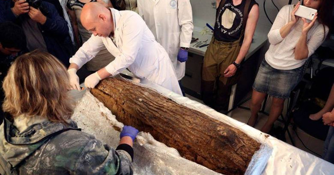 800-year-old mummy DNA test to find relatives