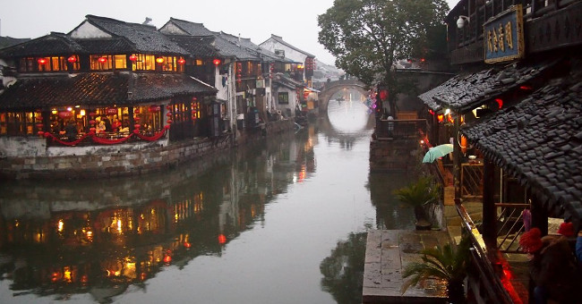 9 beautiful Chinese towns