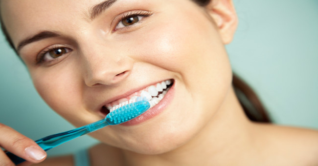 90% of us make this mistake when brushing our teeth and this is a mistake