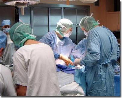 A patient changes blood type and immune system after liver transplantation