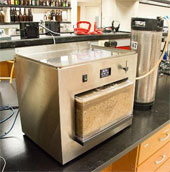 A simple way to make beer at home
