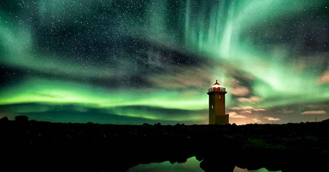 Admire the beauty of the 25 most unique lighthouses in the world
