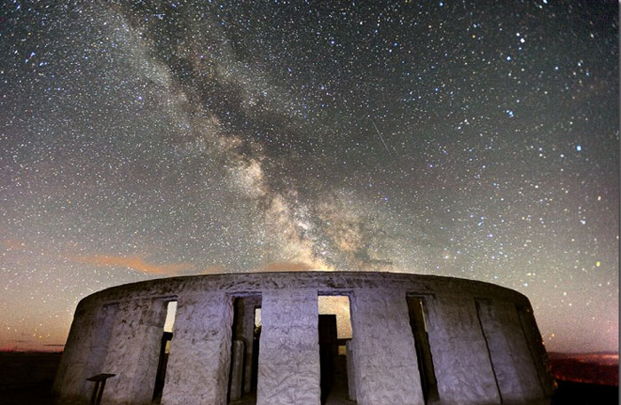 Admire the galaxy's magnetic field with high resolution