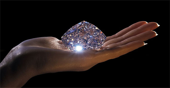 Admire the most expensive diamonds on the planet