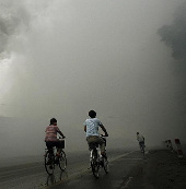 Air pollution makes women dumb