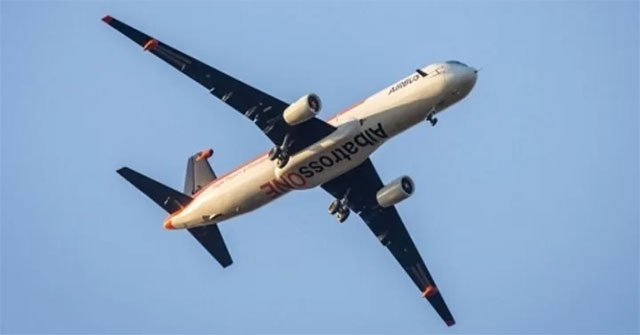 Airbus test aircraft can smash wings like albatross