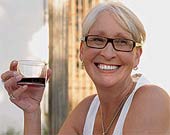 Alcohol destroys women's brains faster than men