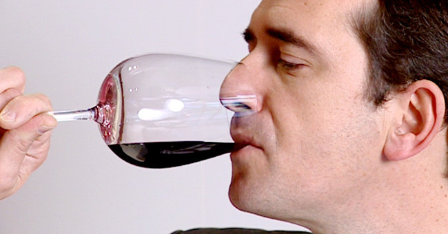 Alcoholism - Dangerous hallucination syndrome in alcoholics