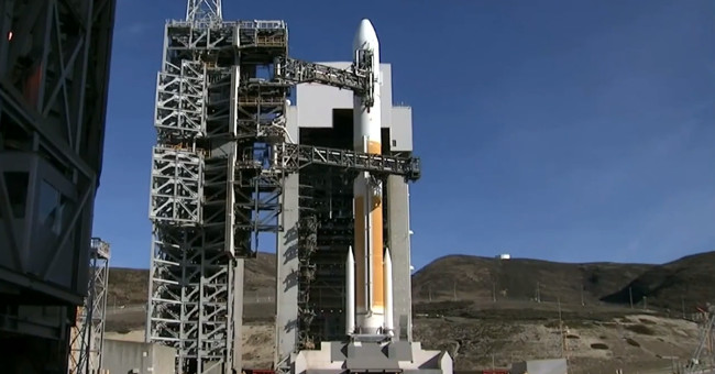 America launches a spy satellite secretly into the universe
