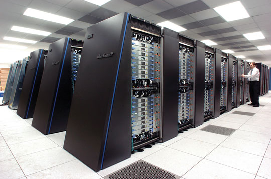 America racing to build supercomputers with China