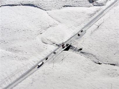 America: The central region is submerged in a snowstorm