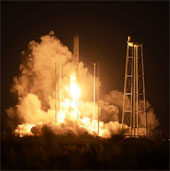 American rockets explode due to canceling the button