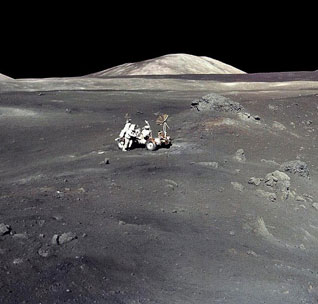 Announced the last two photos on the moon