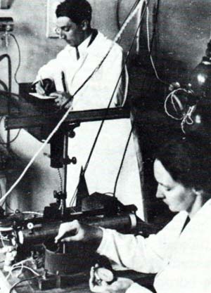 Application of radioactive substances in Medicine and Biology