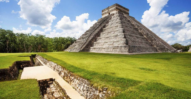 Architectural masterpieces of Maya civilization