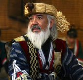 Are the Ainu and Okinawan people in Japan having relatives?