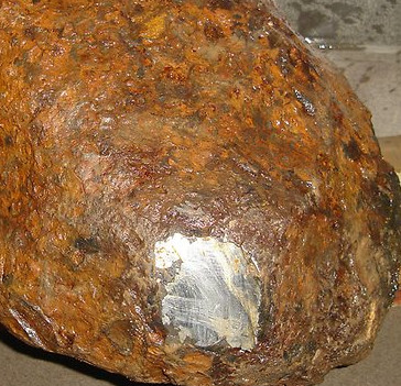 Argentina: A family hides up to 2.5 tons of meteorites
