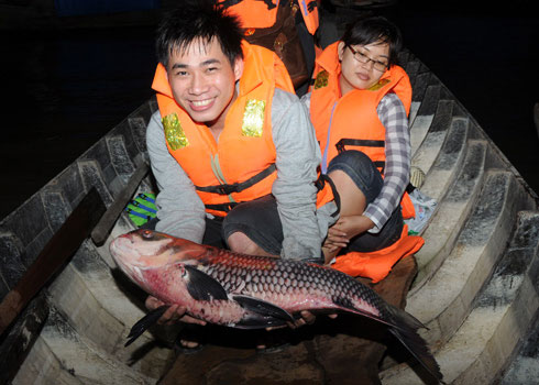 Artificial breeding of coral fish in red book