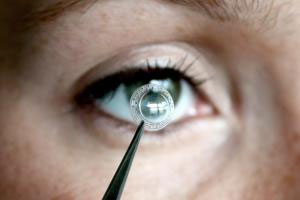 Artificial corneal like real