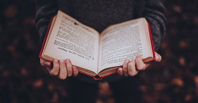 Artificial intelligence first defeated humans in a reading comprehension test