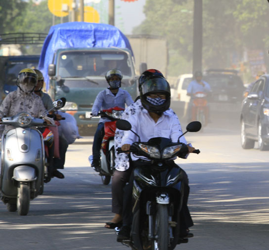 Artificial rain reduces dust on the street