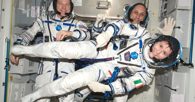 'Astronaut's menstrual turn off the universe'