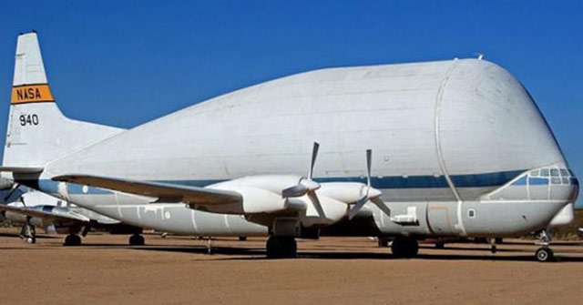 Attendance of 5 military aircraft models looks bad but effective