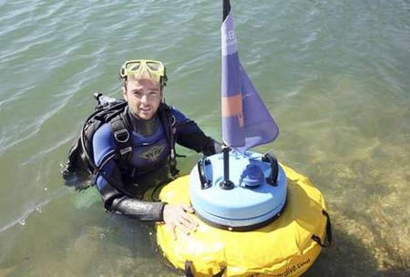 Australia: 2-week underwater survival test