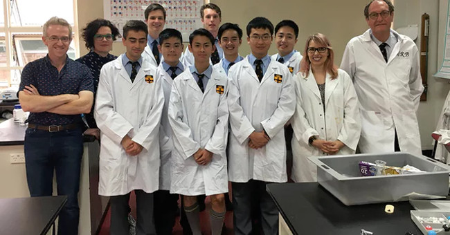 Australian students produce drugs for people with HIV