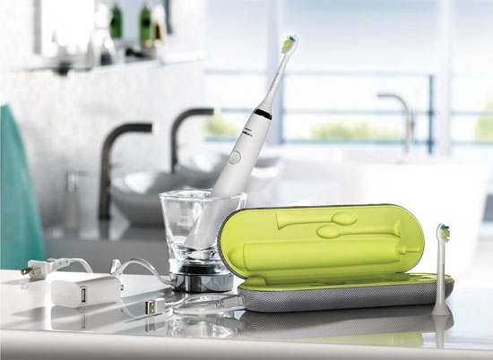 Automatic toothbrush charging from the laptop