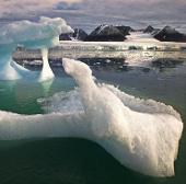 Beautiful scenery is unique in the North Pole