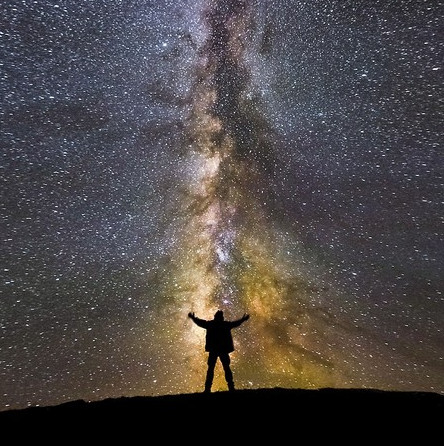 Beautiful 'unprecedented' images of the Milky Way