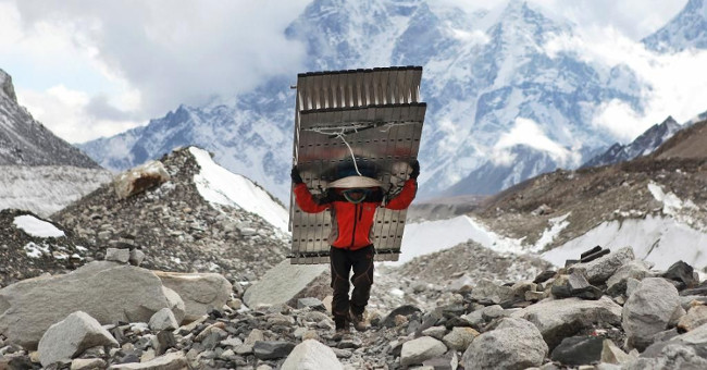 Behind the extraordinary power of the Himalayan Sherpa