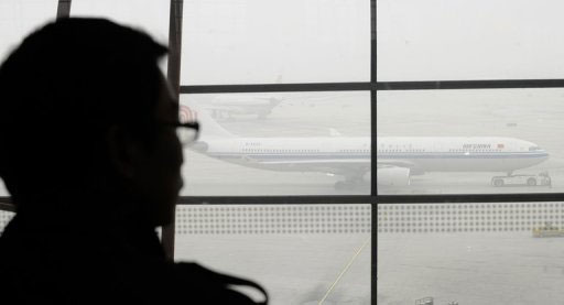 Beijing 'heavy pollution', people go online to breathe