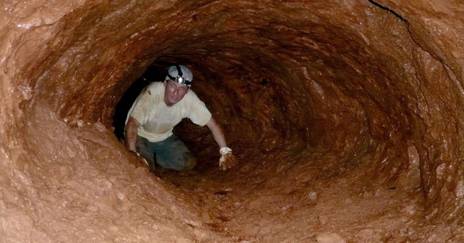 Believe it: This deep smoking cave was dug by giant creatures in ancient times